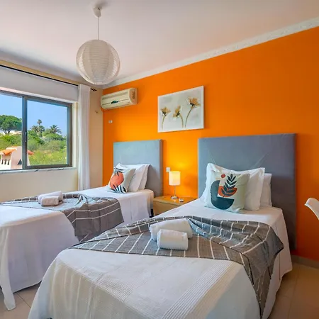 Da Encosta - Private - Heated Swimming Pool - By Bedzy 别墅