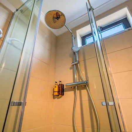 Da Encosta - Private - Heated Swimming Pool - By Bedzy Willa *